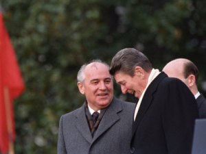 gorbachev-reagan-palling-around